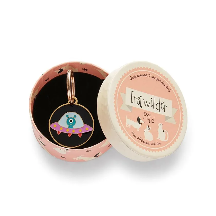 Close Encounter Enamel Pet Charm