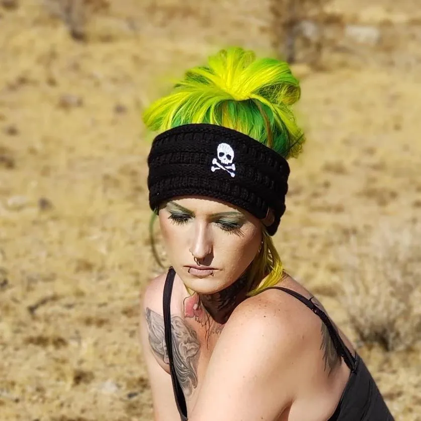 Skull & Crossbones Solid Ribbed Headwrap